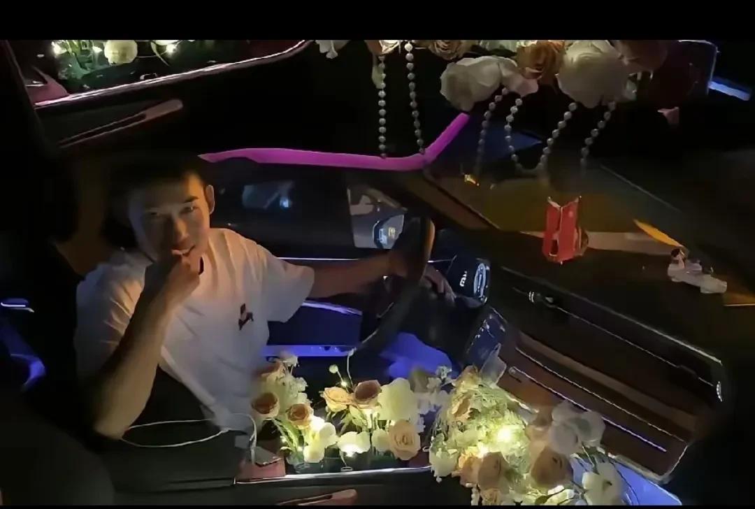 要是真有此事的话，傻大妮怎么也没公布出来（拍视频）呢？这可不像是她的行事风格呀，