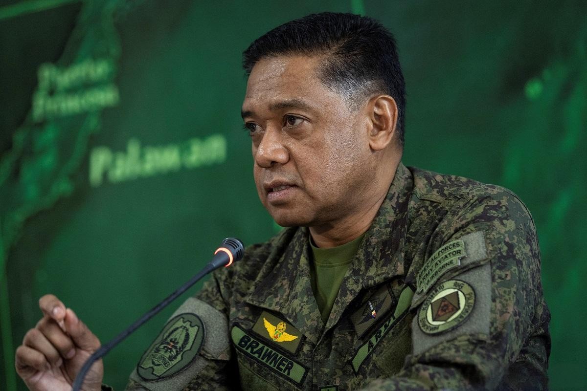 菲律宾武装部队总参谋长布劳纳日前强硬表态，声称菲军必须做好战争准备，并设定所谓的