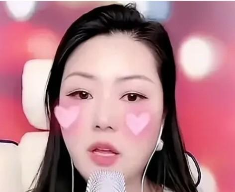 有感于罗姣为徐子崴叫屈
从河南人民大会堂演出归来后，罗姣在直播间公开为徐子崴叫屈