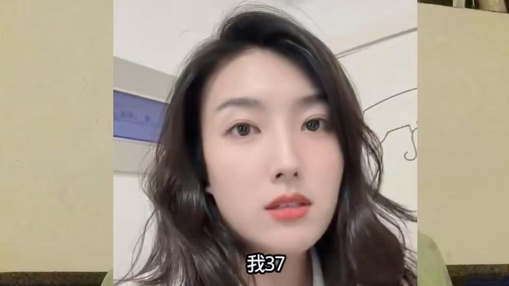 37岁剩女心急如焚，没有男人疼爱生活孤独寂寞，担心她晚年凄惨