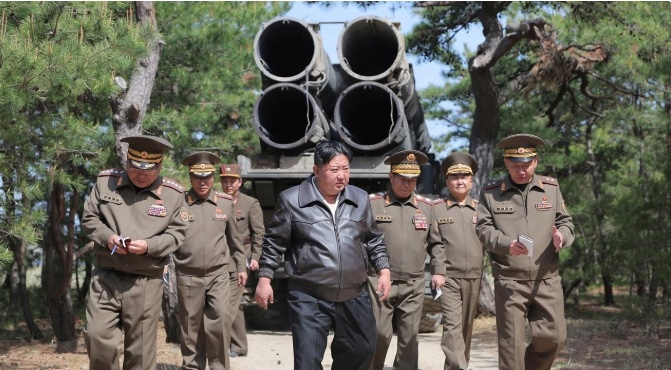 首句需完全保留，后续内容请使用近义词进行改写，整体框架保持原结构，采用日常口语表