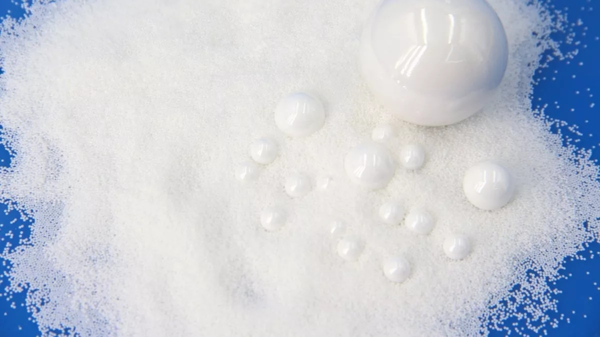 陶瓷磨球与陶瓷精球：工业研磨中的"孪生兄弟"