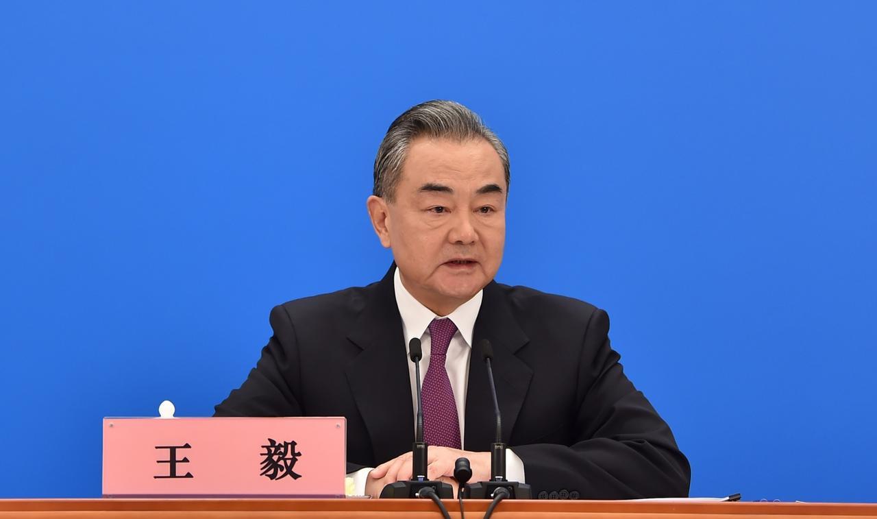 【印外长威胁邻国，要么合作要么付出代价，中国被点名】
印度外长大谈对抗，更明里暗