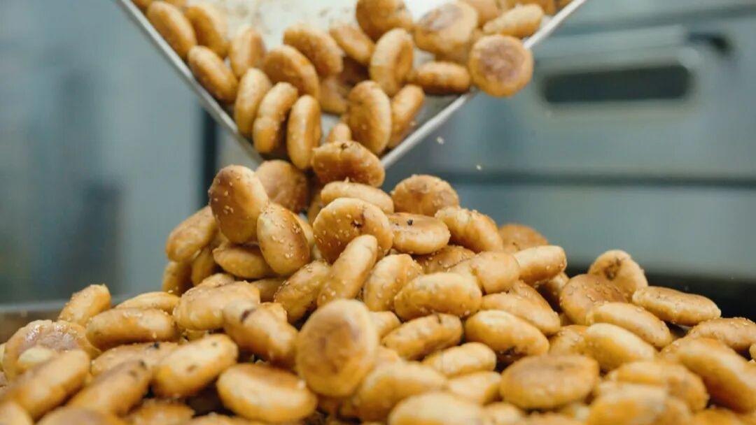 望乡 | 开了33年的酥饼店，浦江人只想吃一口！