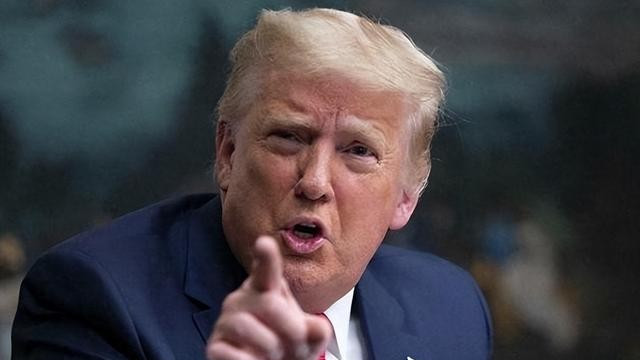 特朗普上台后第一次露出慌张表情，美媒：中俄和以色列都瞧不起咱