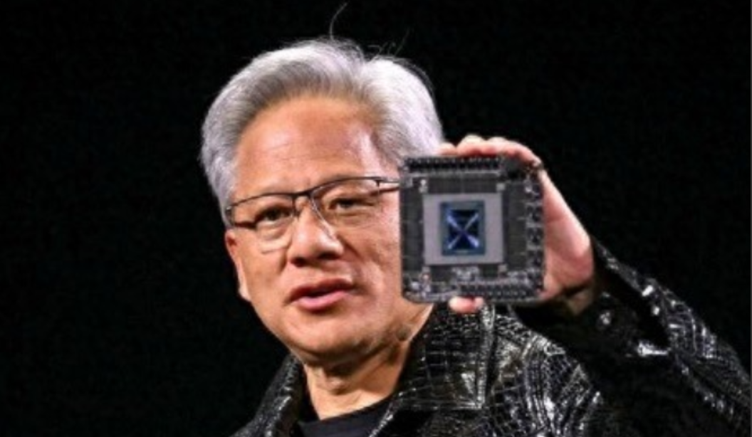 比“芯片断供”还可怕！美国芯片专家大多是华人，这究竟是为啥？
 
比如英伟达黄仁