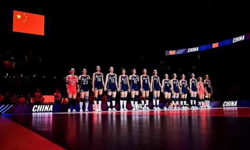 6月7日晚的世界女排联赛北京站，中国女排太给力了！以3:0横扫法国队，拿下本站第