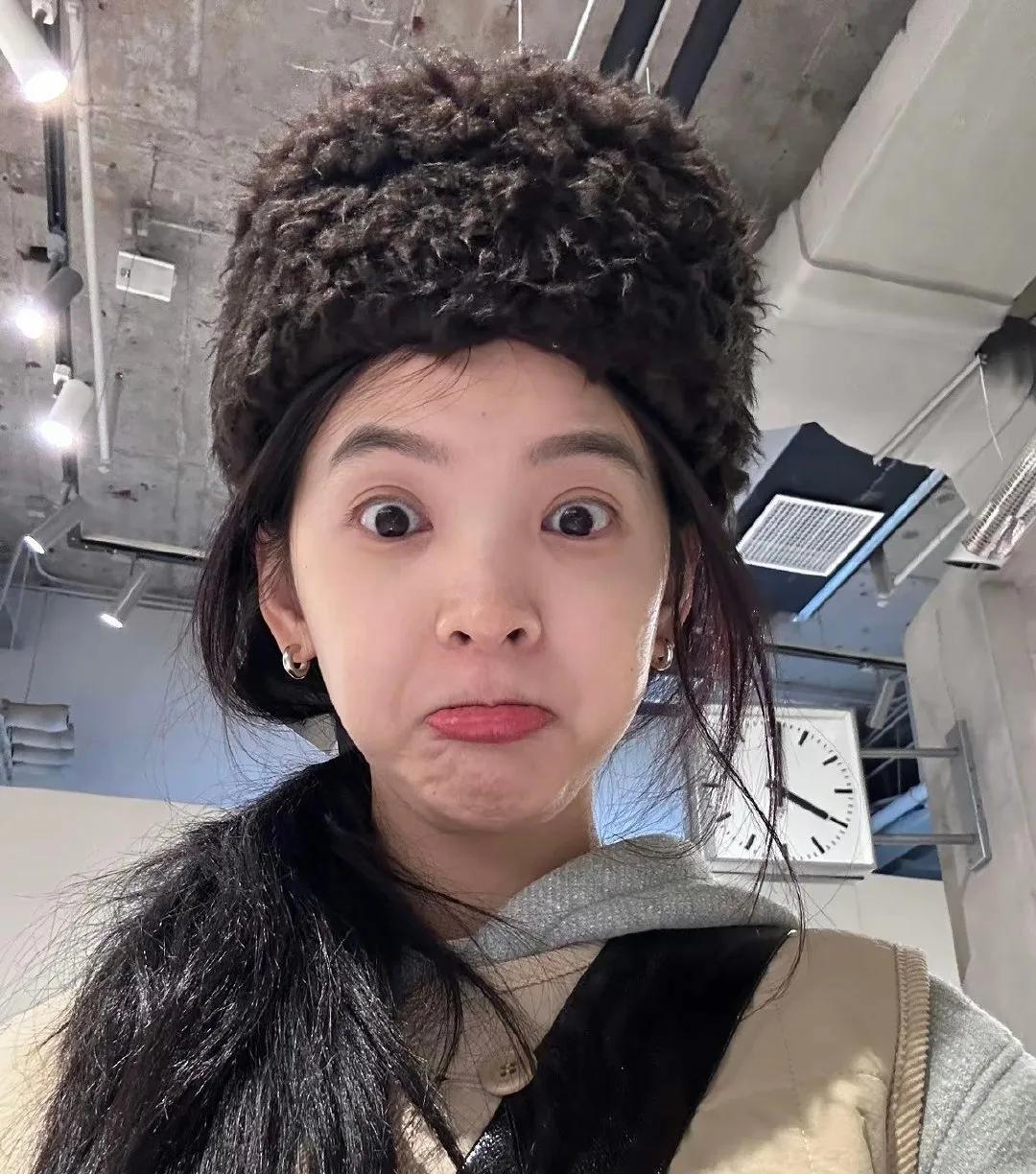 曹格点赞章若楠“太可爱”，这个“可爱楠楠”凭什么圈粉无数？
“曹格 章若楠太可爱