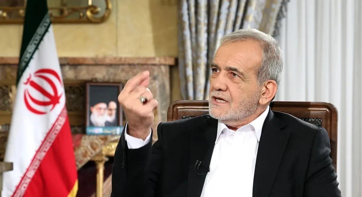 【伊朗总统：伊朗同意不应该拥有核武器】
德黑兰时间2025年7月22日，伊朗总统