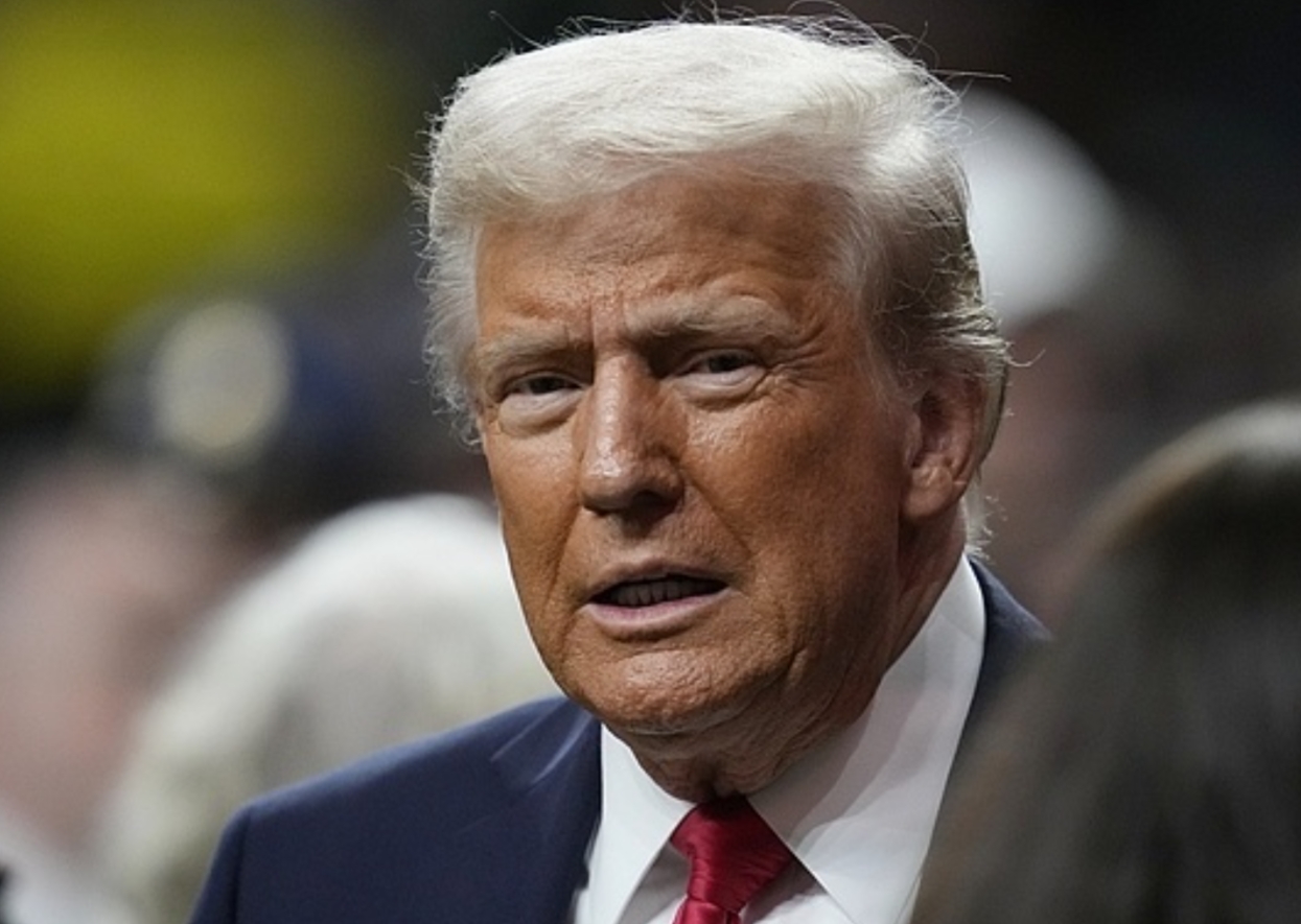 忍无可忍无需再忍！特朗普以为中国只是做做样子加些关税，可现实却让美国消费者和商家