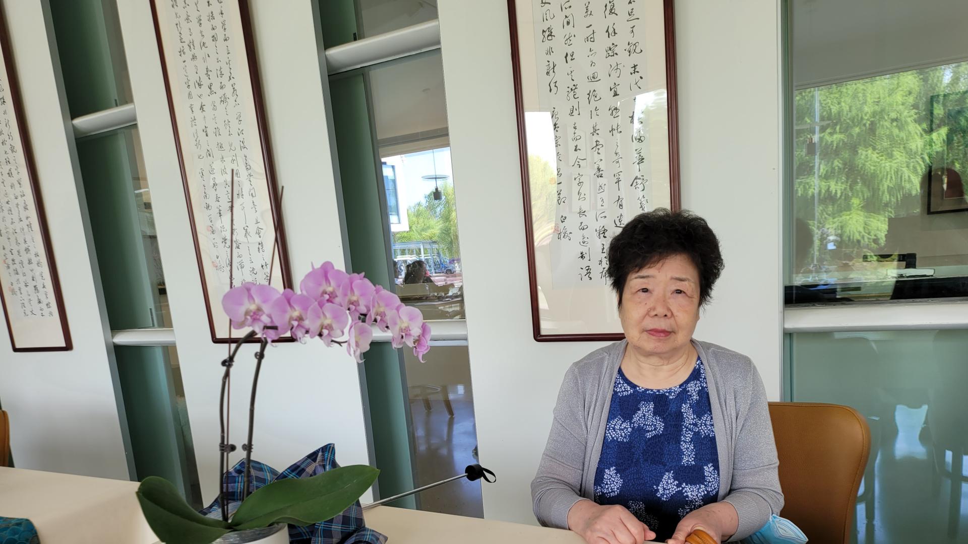 粉韵流光处，情谊永绵长