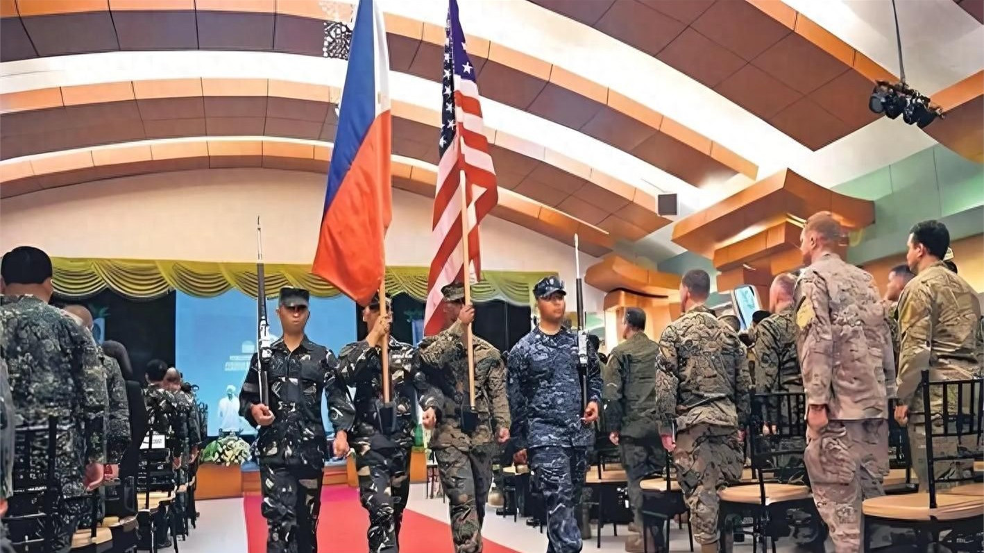 美国打造第二个对台作战前沿，马科斯继续走下去，菲律宾定会消失