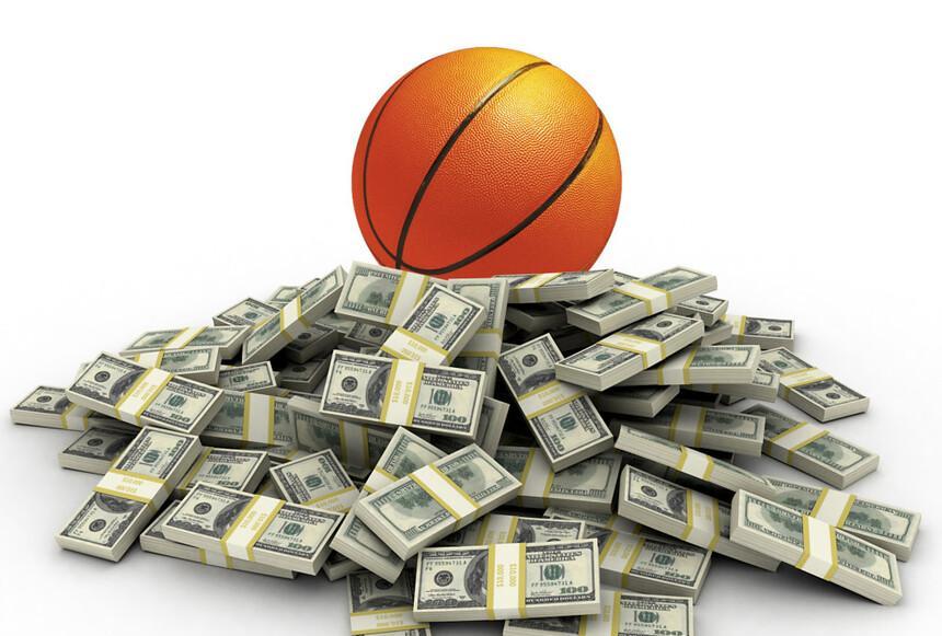 多位记者透露，NBA高层管理人员普遍预期 2025 年休赛期将会非常热闹，甚至“