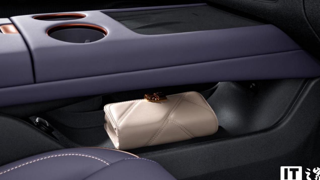 宝骏最大尺寸轿车“享境”细节公布：副驾驶座4向电调老板键