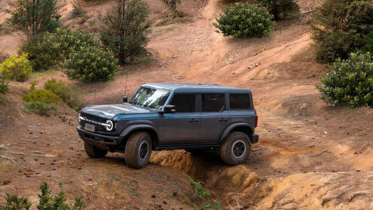 新增全系标配540°越野透明底盘 置换礼遇至高补贴15, 000元