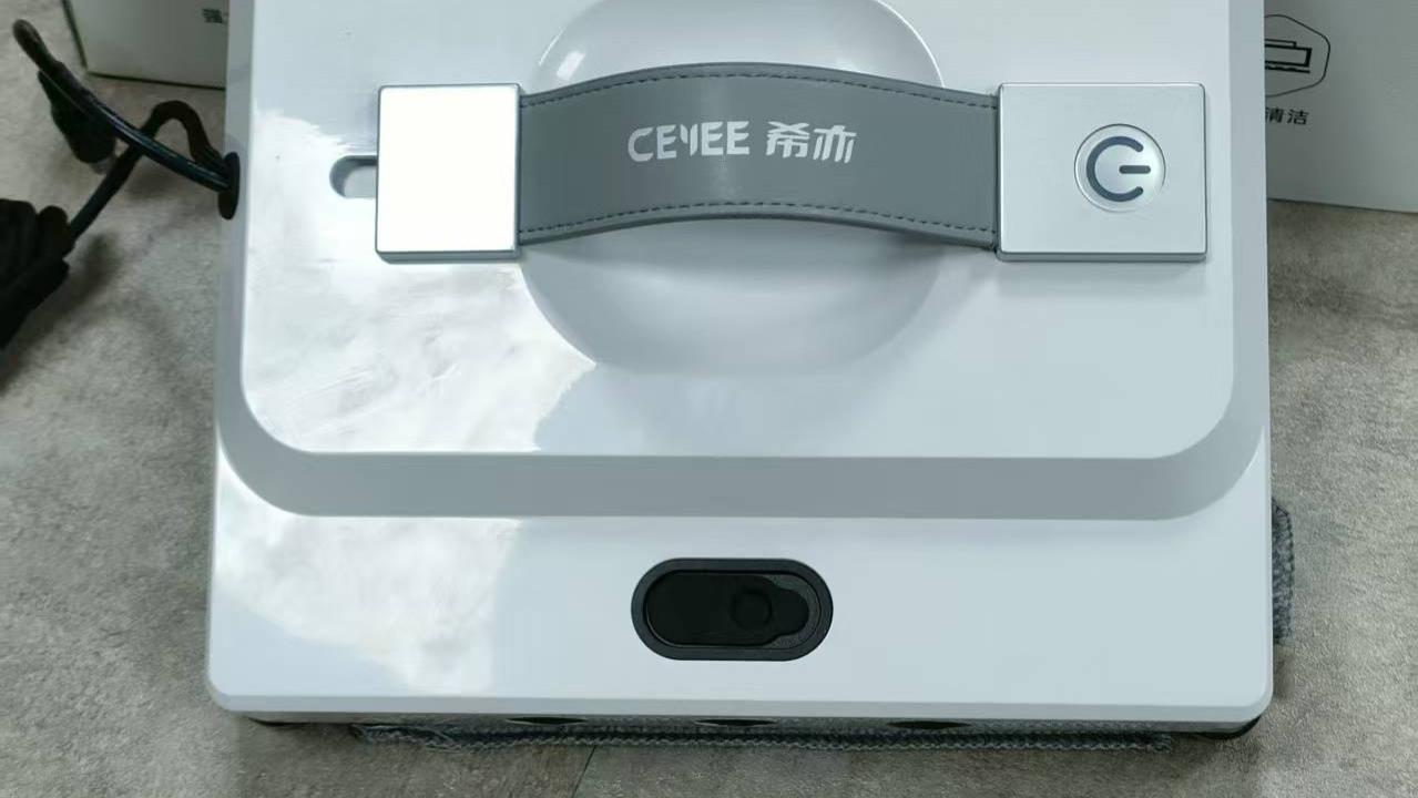 高层用什么擦窗安全？十大蝉联销量冠军的擦窗机器人，连续三年电商平台类目销冠机型选购攻略