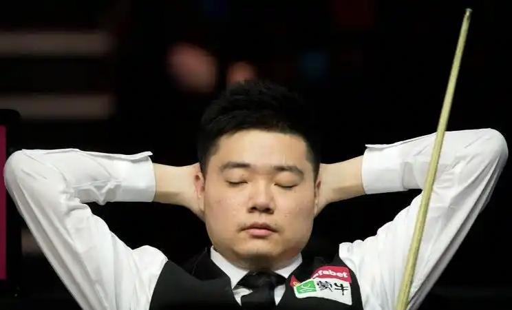 丁俊晖不参加英国公开赛，我认为是好事，好在哪？
第一，时间节省下来可以重新打磨下