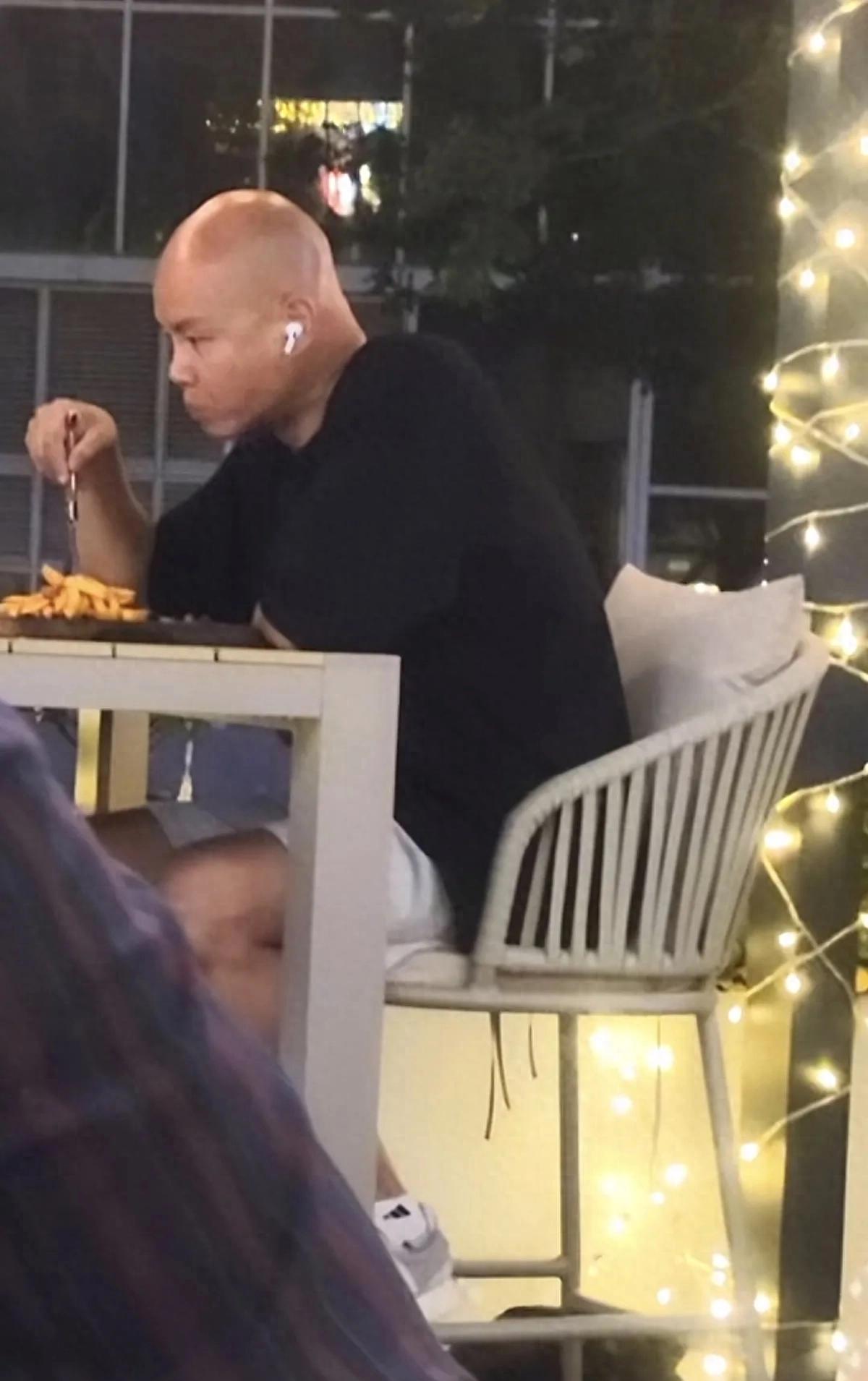 乐嘉深圳海上世界独享美食：昔日辉煌不再，今朝略显落寞
曾凭借江苏卫视相亲节目《非