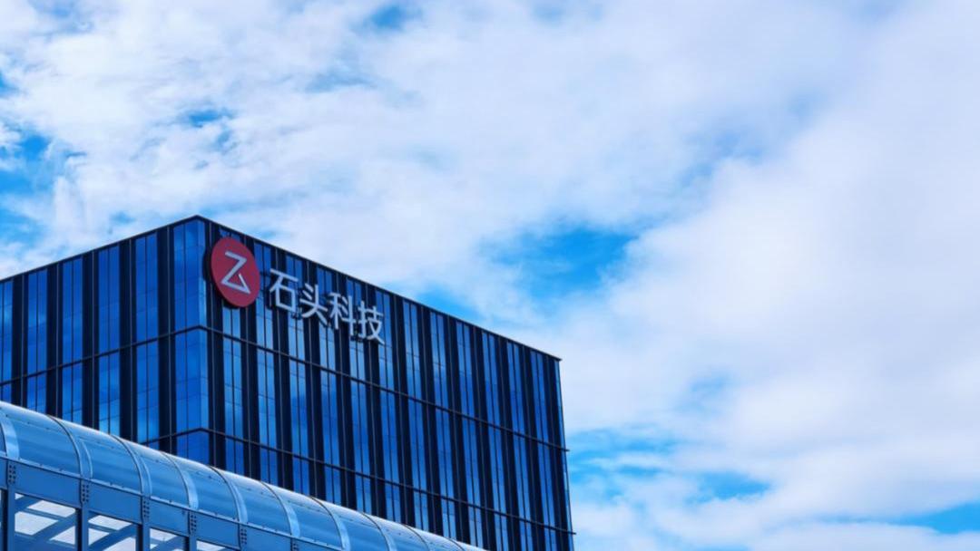 石头科技的双线进击