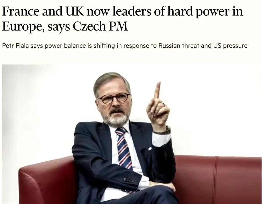 捷克总理彼得·菲亚拉： 
尽管英国不再是欧盟成员国，但法国和英国如今已成为欧洲主