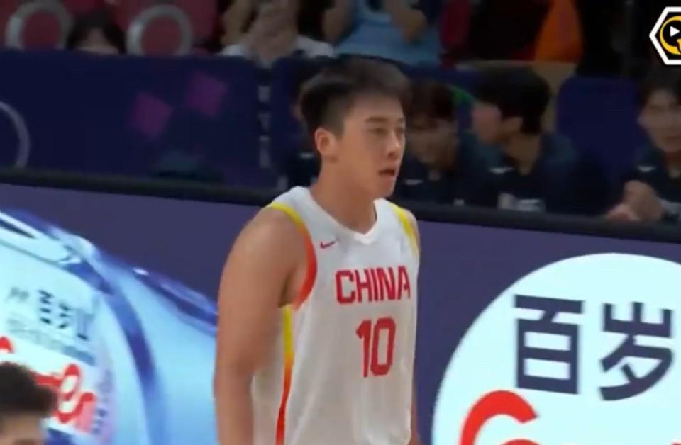 中国男篮需要更多的王俊杰！现在已经看到了留洋球员的优势（主要针对打NCAA的球员
