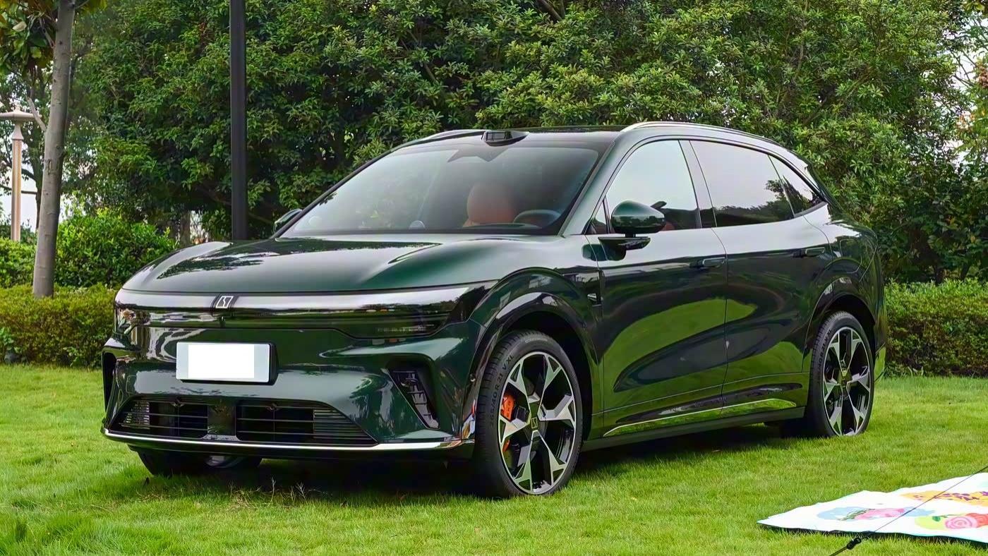 全新中型纯电SUV即将上市！猎装轿跑外观配激光雷达，续航超800Km