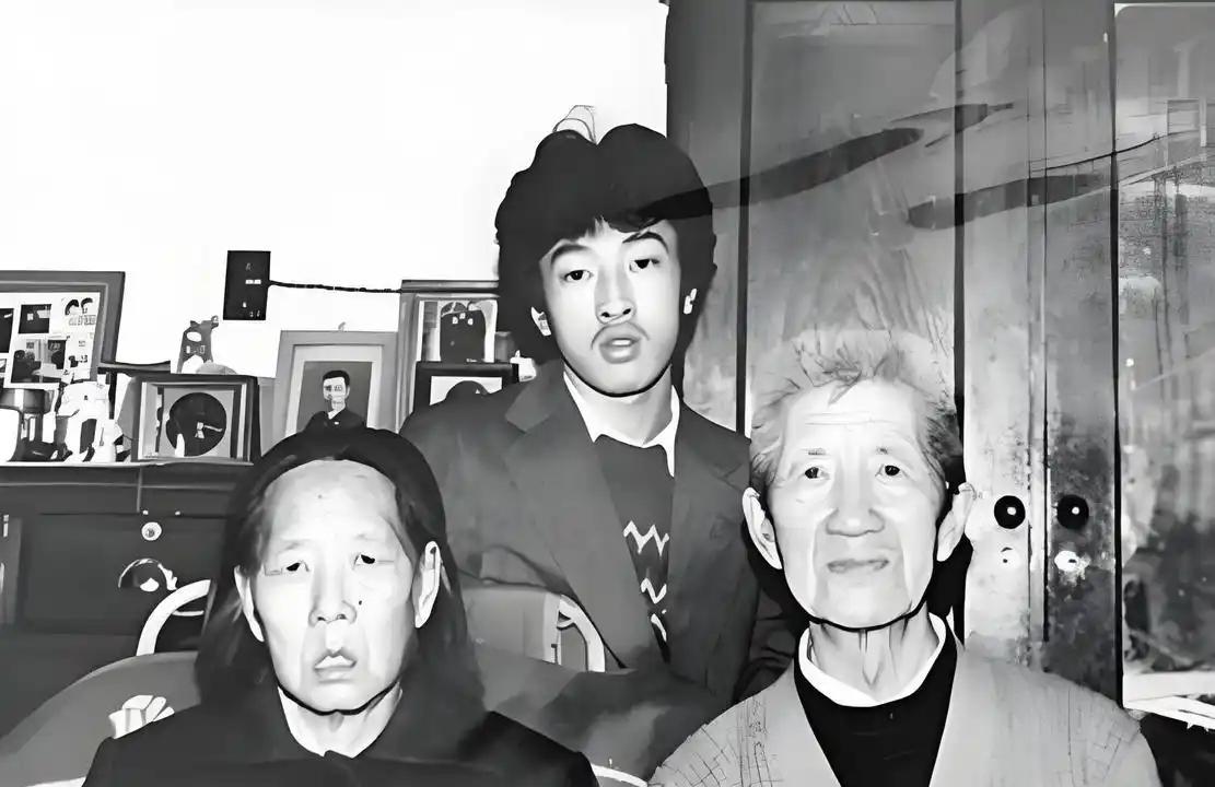 “日本才是我的祖国，我身体里流的是日本人的血，我不会再回中国！”被中国夫妇收养4