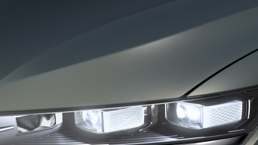 全新一代迈腾上市 智能驾驶辅助系统升级