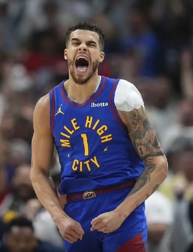 按照勇士队的尿性，小波特等于必来
勇士老板的理念就是，既要保住未来，又要赢球。嘴