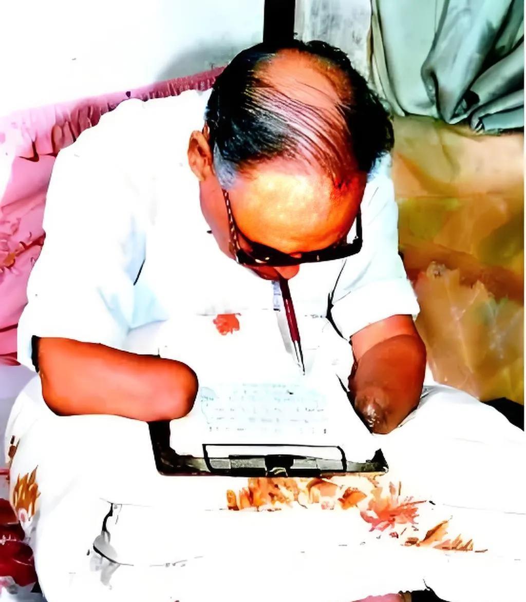 长津湖战役“冰雕连”唯一幸存者：17岁失去四肢和左眼，如今92岁活成传奇！
7月