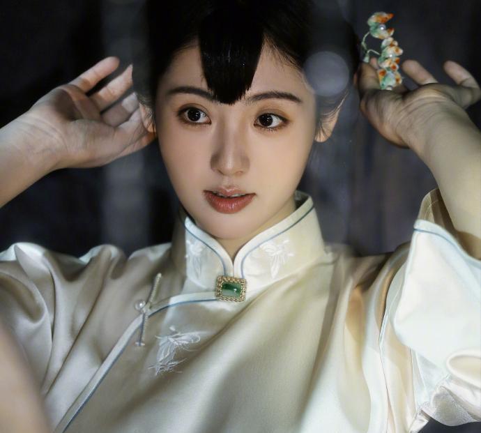 #邢菲发长文告别宁苏苏#
    宁苏苏的突然下线，应该是大家最意外的地方。
 