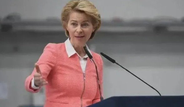 欧盟主席冯德莱恩在中欧峰会现场悍然亮剑，宣称欧中关系抵达生死攸关的“历史拐点”