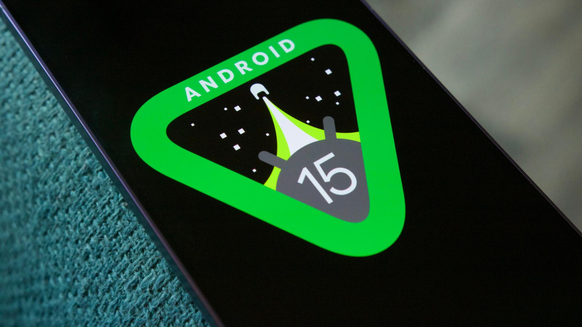 告别“捉襟见肘”！谷歌重拳出击，Android 15 最低存储直接翻倍！