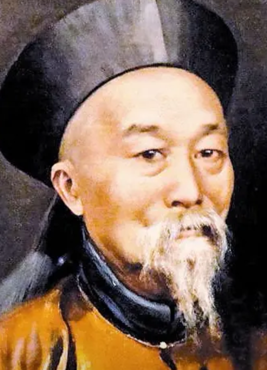 北洋海军在甲午海战全军覆没后，李鸿章明确说：对此次耻辱性的大败，我拒绝承担责任！