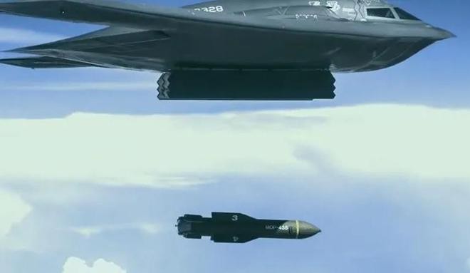 美国炸完伊朗感到后怕，力劝中国出面联系，劝劝伊朗不要冲动
根据最新媒体报道，近日
