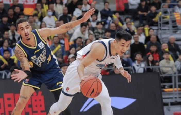 高诗岩打广东太累了，大家理解下吧，全运会，国家队，杯赛联赛！话说回来，焦泊乔是怎