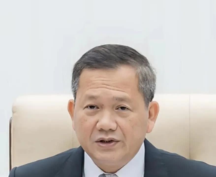 快讯！柬埔寨首相洪玛奈发表声明，称泰国军队突袭奥多棉桔省边境两个寺庙军事基地，随