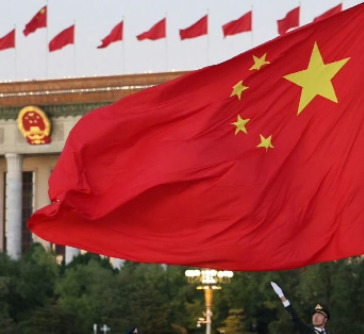 西方不喜欢中国的原因大白话











中国发展太快，西方害怕了！
