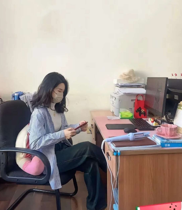 体制内上班有什么特征？
