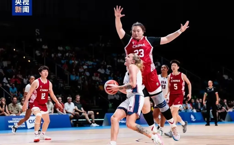恭喜一下！

中国女篮大运会81：69力压美国队夺得冠军！看看这比赛图片拍的还可
