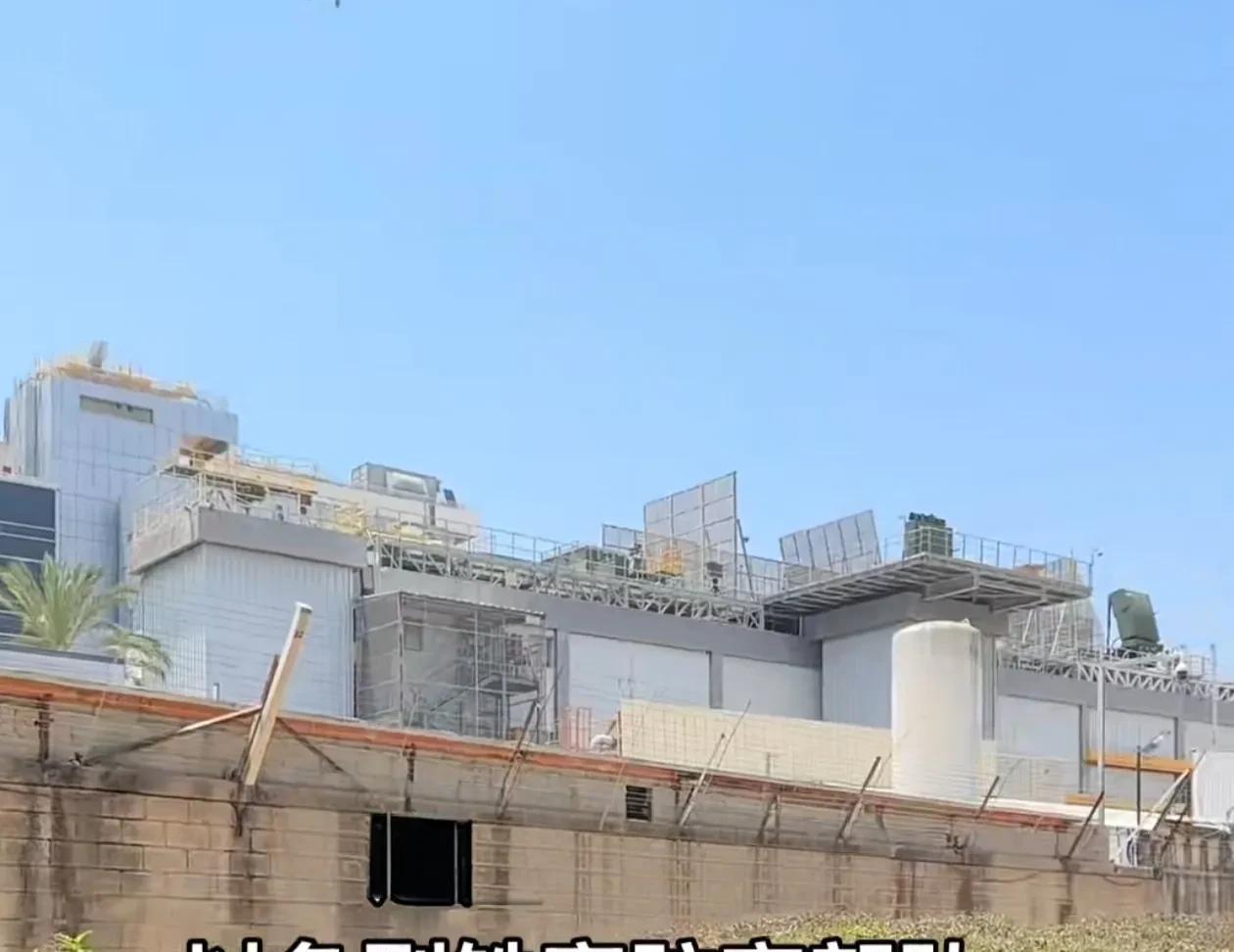 照片上是以色列一个“铁穹”防空系统，地点坐标就不告诉大家了，否则，以色列摩萨德会