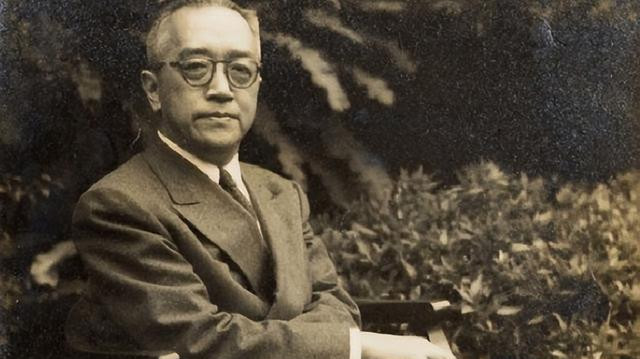 胡适离开大陆之前，做了两件事，致使伟人对他彻底失望