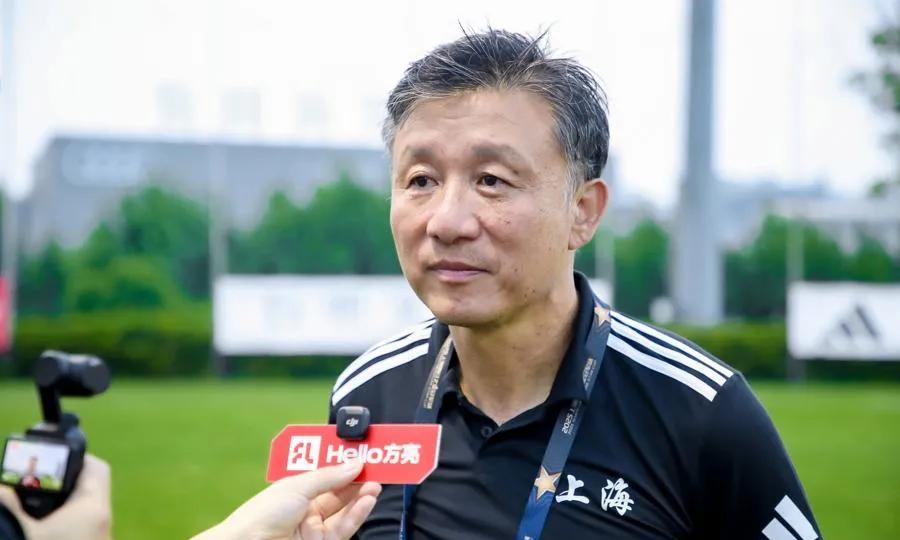 成耀东又创造奇迹！率领上海队击败德国豪门俱乐部莱比锡红牛梯队！赢得明日之星首胜！