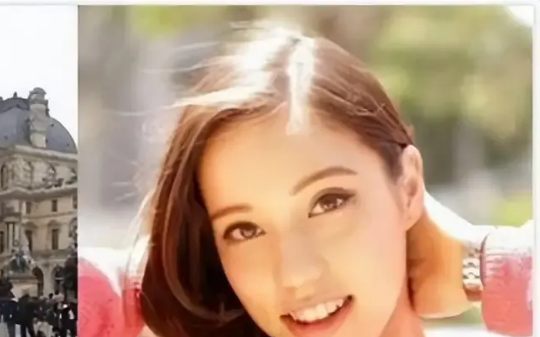 她曾凭一双M腿夺得奥黛小姐比赛的亚军，却也因腿太长而惨遭分S