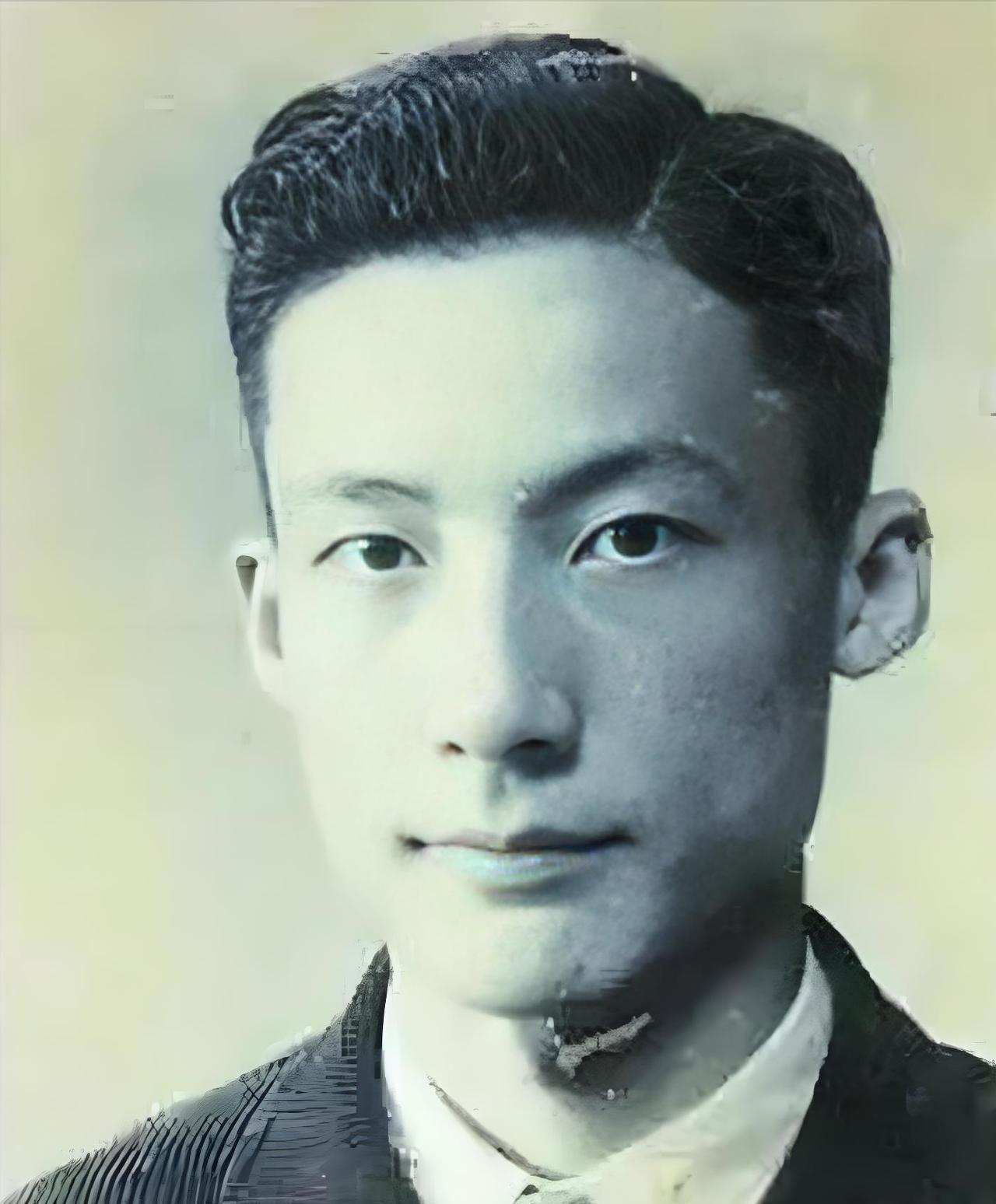 1949年，毛人凤下令处死朱君友，朱君友坦然赴死，却发现枪决他的2名特务，朝他频