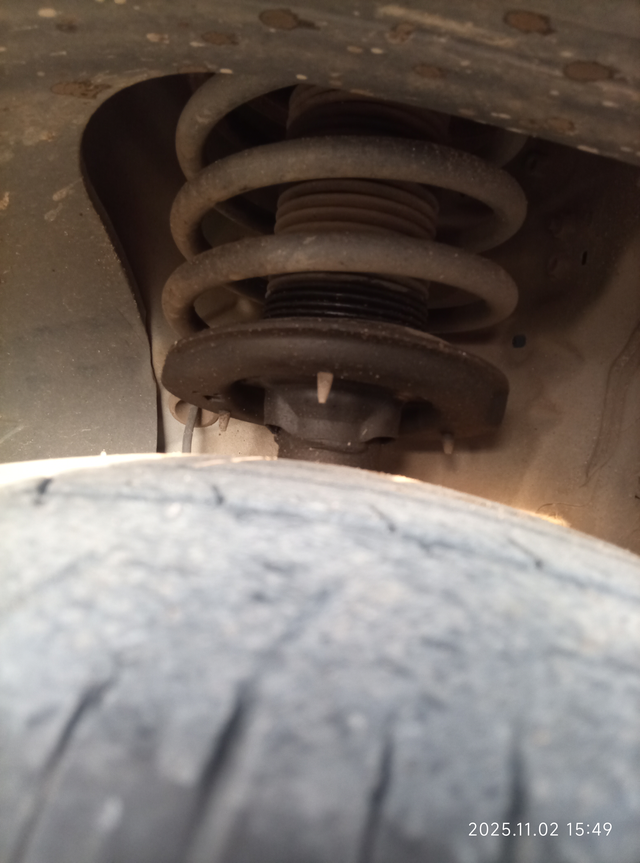 帝豪减震漏油
4年的帝豪漏油换换要多少钱