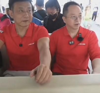 怪不得周鸿祎拒绝“卤鹅哥”的投喂，
原来这里面是有大门道的，
周鸿祎在事后闲聊里