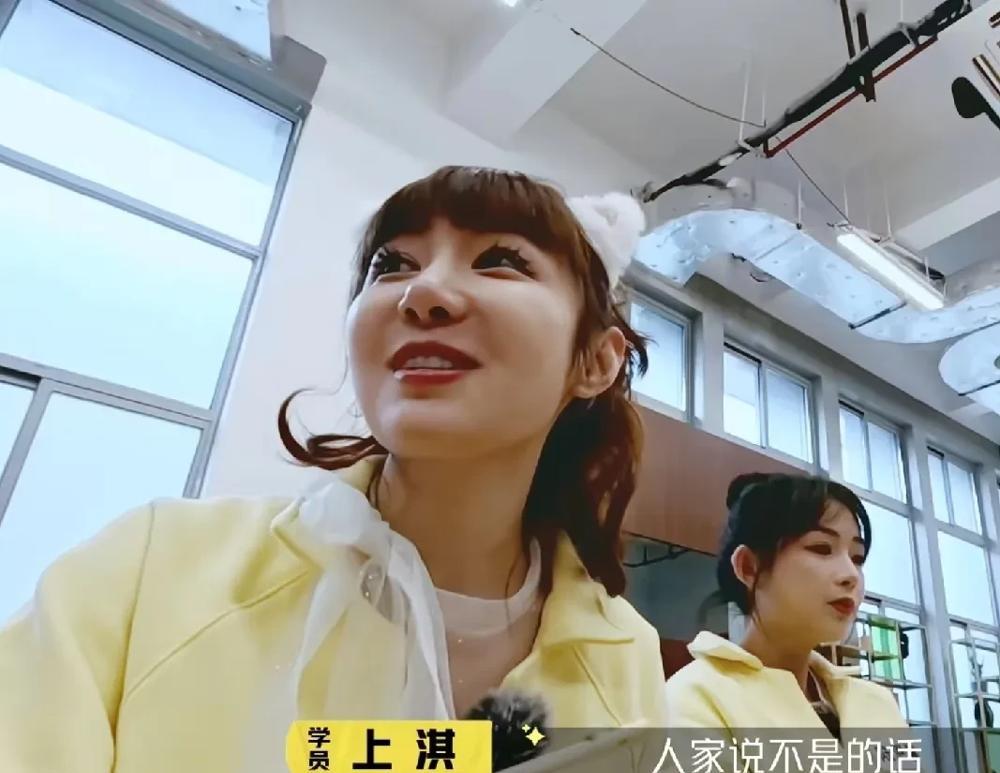 赵樱子这波操作属实带点套路，吃饭时候冷不丁甩出个送命题，直接把肖凯文整不会了。她