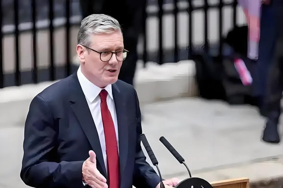 英国拒绝乌克兰对俄妥协





英国首相斯塔默在工党会议上放出狠话，力挺乌克兰