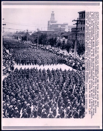 1966年，抗美援越示威大游行。